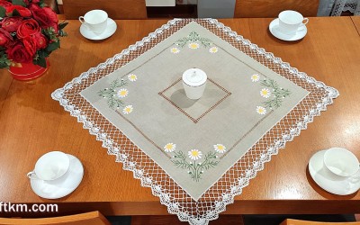 Elegancka serweta " Margerytki "