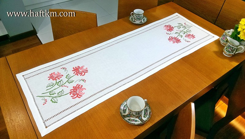 Piękny bieżnik "Chryzantema"