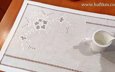 Elegancki  bieżnik  " Róża Makowska"