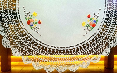 Ekskluzywna serweta " Wielkanocne bazie"