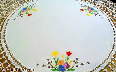 Ekskluzywna serweta " Wielkanocne bazie"