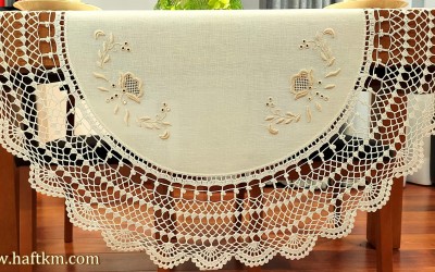 Piekny obrus " Różyczki toledo "