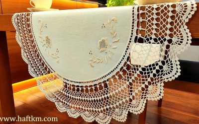 Piekny obrus " Różyczki toledo "